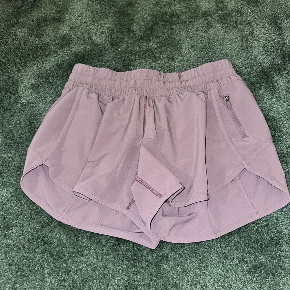 Lululemon tracker short 4” size 10